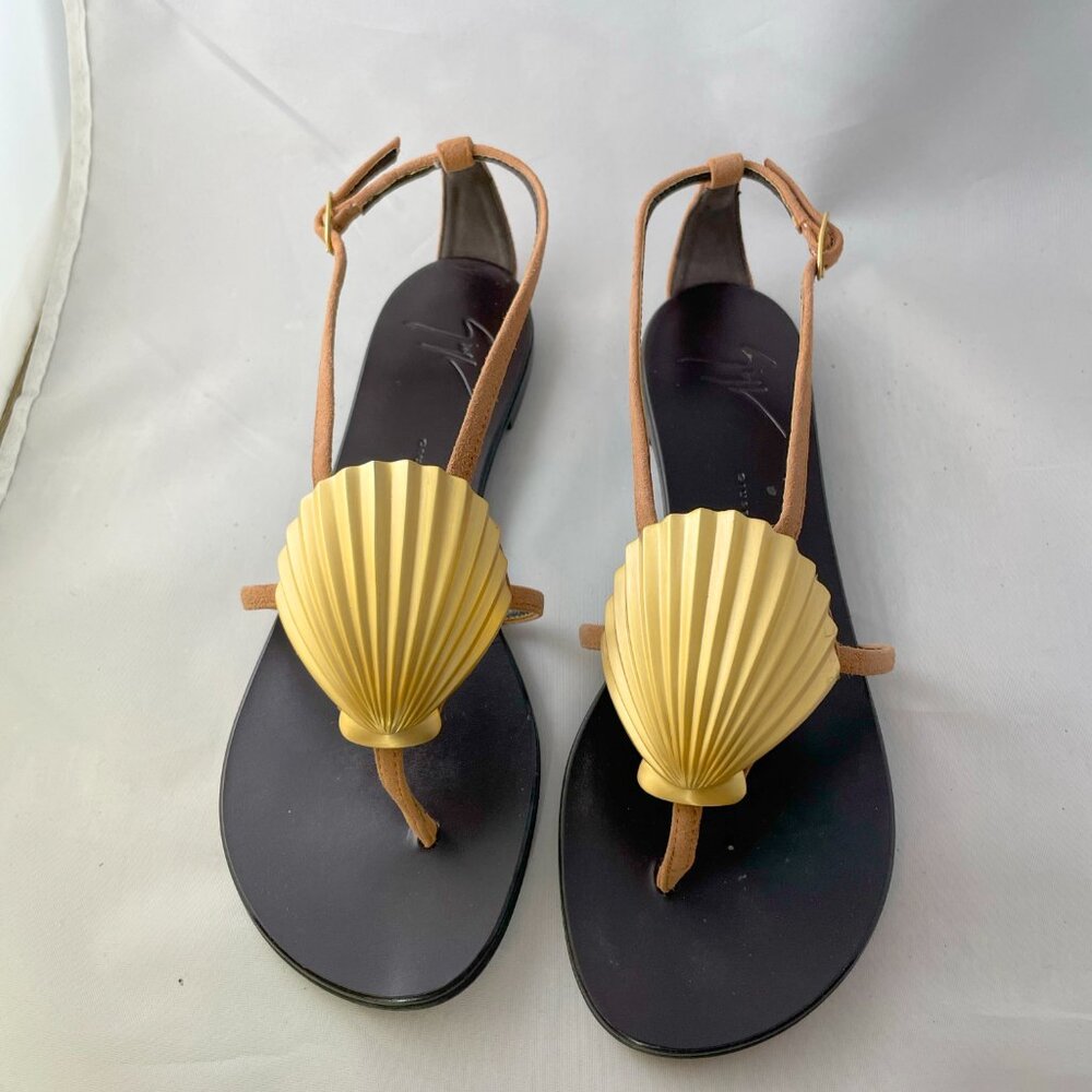 Giuseppe Zanotti Shell Sandals Sz EU37.5 NIB NWT